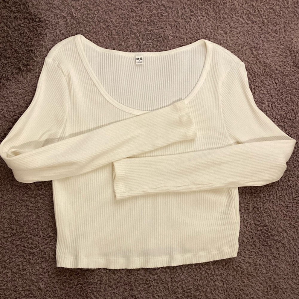 Uniqlo Ribbed long sleeve top Ivory Color Sz M